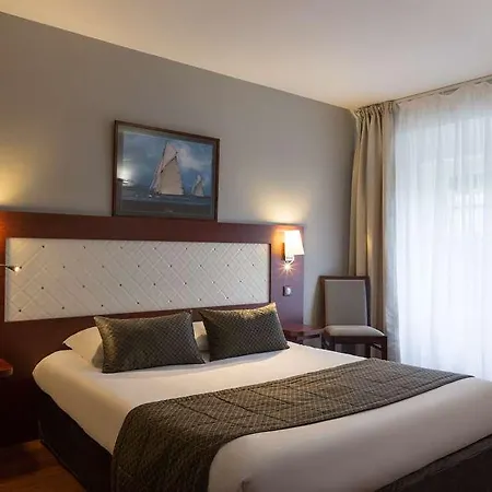 The Originals Boutique, Le Lion D'or, Fougères Ouest Hotel Maen Roch