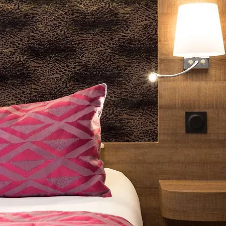 The Originals Boutique, Le Lion D'or, Fougères Ouest Hotel 3*