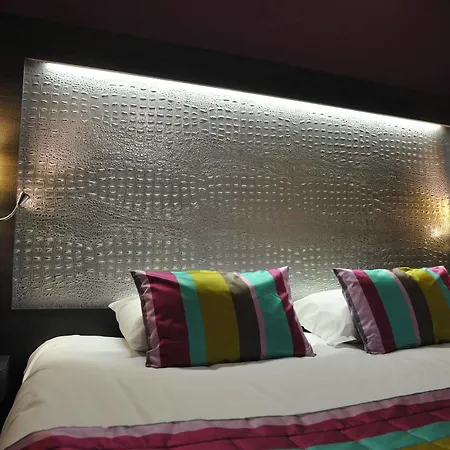 The Originals Boutique, Le Lion D'or, Fougères Ouest Hotel